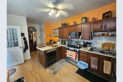 2303 Sarah St, Pittsburgh, PA 15203 - Photo 10