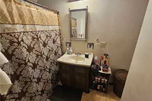 2303 Sarah St, Pittsburgh, PA 15203 - Photo 8