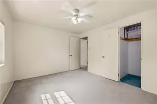 1271 Cardinal Dr, Scott Township, PA 15243 - Photo 22