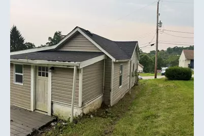 1227 Davis Ave, Canton Township, PA 15301 - Photo 4