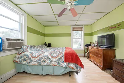 1362 E Maiden St, South Strabane, PA 15301 - Photo 4
