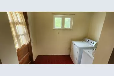 102 Mahony Avenue, Ellport, PA 16117 - Photo 6