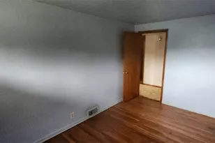 102 Mahony Ave, Ellport Boro, PA 16117 - Photo 22