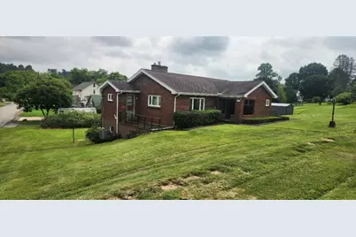 102 Mahony Avenue, Ellport Boro, PA 16117 - Photo 2