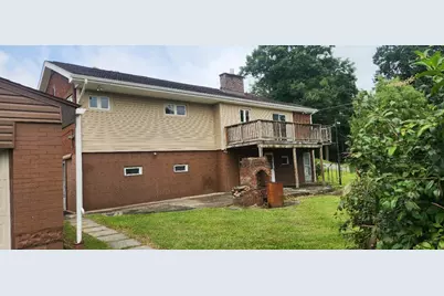 102 Mahony Avenue, Ellport Boro, PA 16117 - Photo 6
