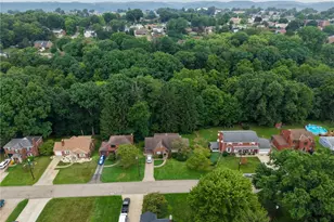 209 Glenview Dr, New Kensington, PA 15068 - Photo 6