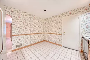 209 Glenview Dr, New Kensington, PA 15068 - Photo 26