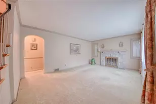 209 Glenview Dr, New Kensington, PA 15068 - Photo 8