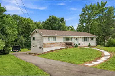 6105 Crestmont Drive, Penn Township, PA 16002 - Photo 2