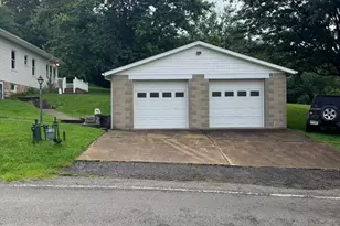 1566 Brush Run Rd, North Bethlehem, PA 15301 - Photo 4