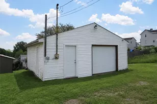 666 Ewing St, Washington, PA 15301 - Photo 32