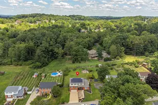 1509 Tamarack Dr, Pittsburgh, PA 15101 - Photo 2
