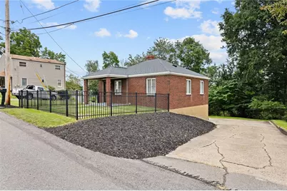 124 Simon Ave, Ross Twp, PA 15237 - Photo 4