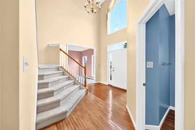 111 Walnut Dr, Robinson Twp, PA 15136 - Photo 4