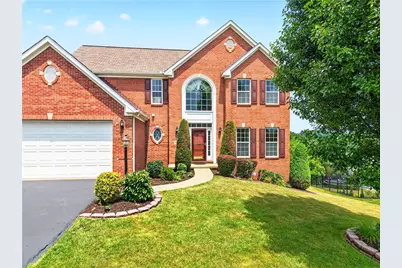 111 Walnut Dr, Robinson Twp, PA 15136 - Photo 2
