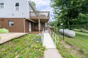 208 McCleary Rd, Hookstown, PA 15050 - Photo 6