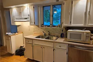 321 E 4th St, Derry Boro, PA 15627 - Photo 6