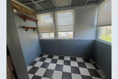 437 Desota St, East McKeesport, PA 15035 - Photo 16