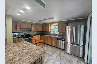 612 Morton Ave, Twp of But SE, PA 16001 - Photo 8