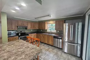 612 Morton Ave, Twp of But SE, PA 16001 - Photo 8
