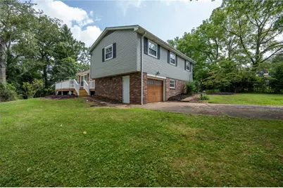 297 Gravel Hill Rd, Unity Township, PA 15650 - Photo 4