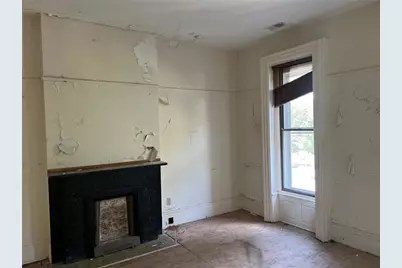 655 Brown Ave, Erie City, PA 16502 - Photo 6