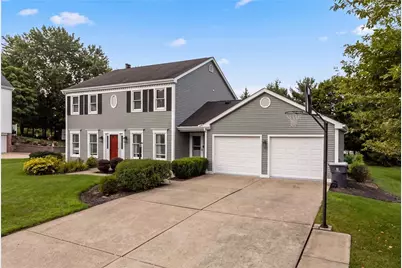 214 Hunting Ridge Trl, Cranberry Township, PA 16066 - Photo 4