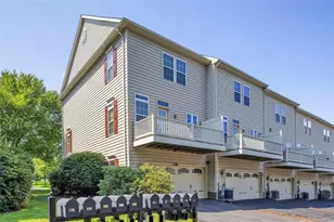 111 Lewisham Rd, Cranberry Township, PA 16066 - Photo 4
