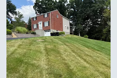 2725 Summit St, Bethel Park, PA 15102 - Photo 2