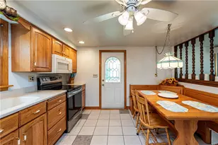 213 Margaret Ave, Hempfield Township, PA 15644 - Photo 24
