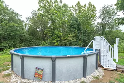 2015 Gay Ave, Hempfield Township, PA 15601 - Photo 32
