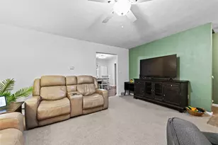 2015 Gay Ave, Hempfield Township, PA 15601 - Photo 4