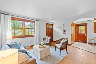 524 Chessbriar Dr, Bethel Park, PA 15102 - Photo 1