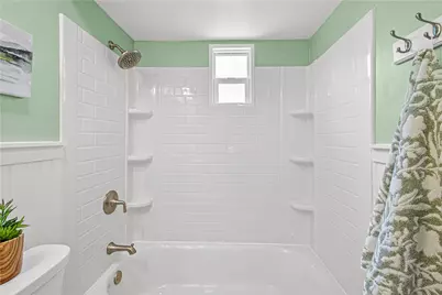 524 Chessbriar Dr, Bethel Park, PA 15102 - Photo 12