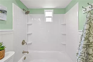 524 Chessbriar Dr, Bethel Park, PA 15102 - Photo 12
