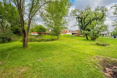 524 Chessbriar Dr, Bethel Park, PA 15102 - Photo 22