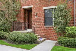 208 Linehan Pl, Cranberry Township, PA 16066 - Photo 4