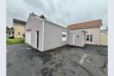920 Dewey Ave, New Castle, PA 16101 - Photo 4