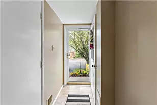 49 Shadow Dr, Pittsburgh, PA 15227 - Photo 4