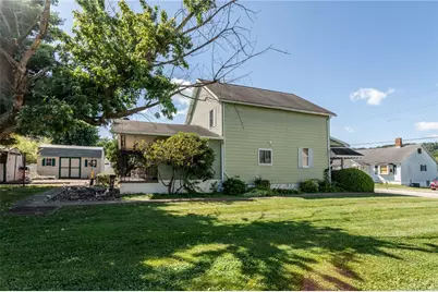 417 Vine St, South Connellsville, PA 15425 - Photo 6