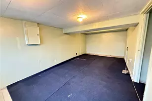 124 Alcan Dr, Pittsburgh, PA 15239 - Photo 16