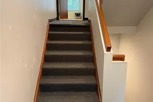 1407 Kenzie Dr, Robinson Twp, PA 15205 - Photo 2