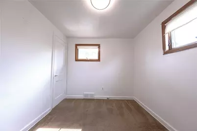 402 Oakhurst Avenue, North Versailles, PA 15137 - Photo 12