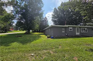 606 Scott Ave, Scottdale, PA 15683 - Photo 2