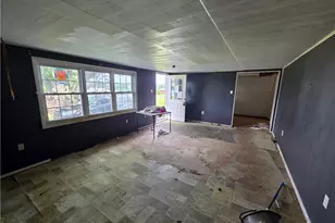 606 Scott Ave, Scottdale, PA 15683 - Photo 10