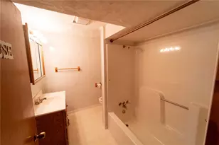 1008 Broad St, Connellsville, PA 15425 - Photo 26