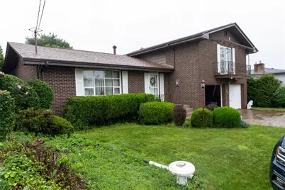 2406 Old Elizabeth Rd, West Mifflin, PA 15122 - Photo 2