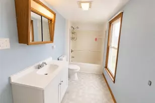 214 Thompson Ave, Donora, PA 15033 - Photo 14