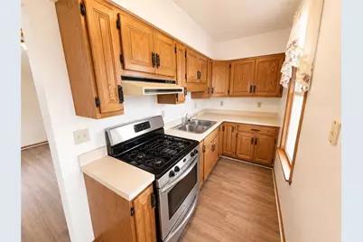 214 Thompson Ave, Donora, PA 15033 - Photo 8