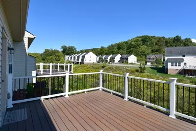 8021 Hinsdale Ln, South Fayette, PA 15057 - Photo 16